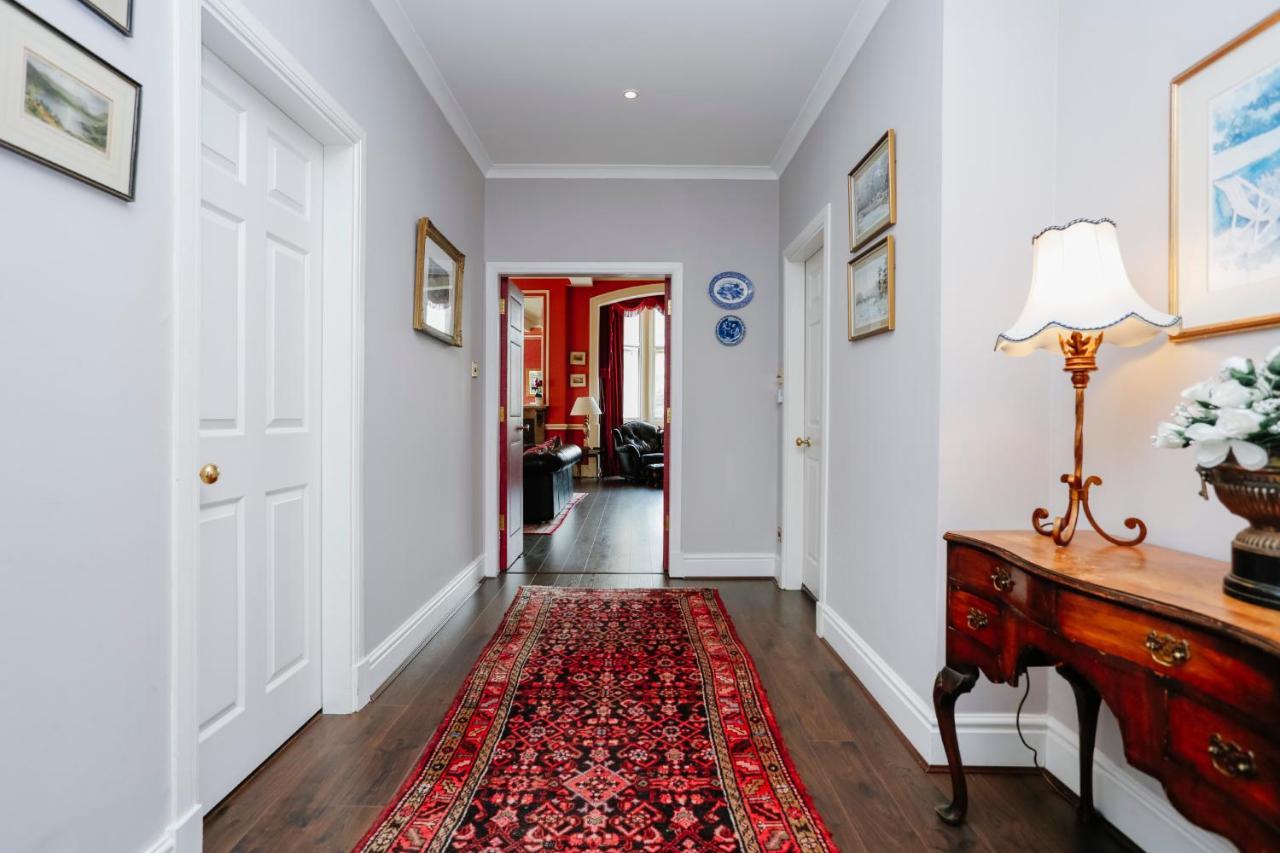 Royal Mile Mansions 14 Apartamento Edimburgo Exterior foto