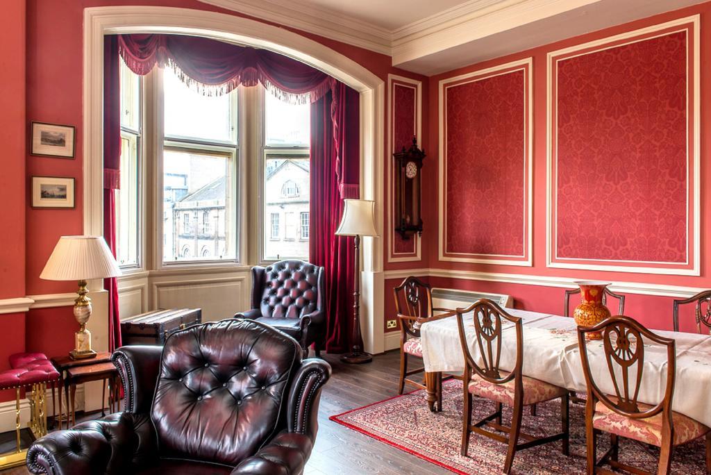 Royal Mile Mansions 14 Apartamento Edimburgo Exterior foto